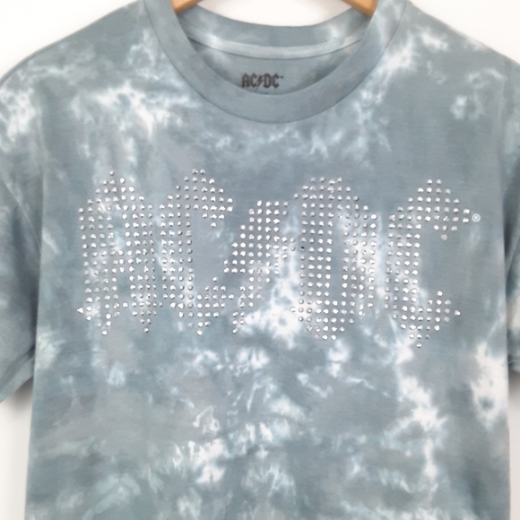 ACDC | Watercolor Graphic Tee - Picture 8 of 11